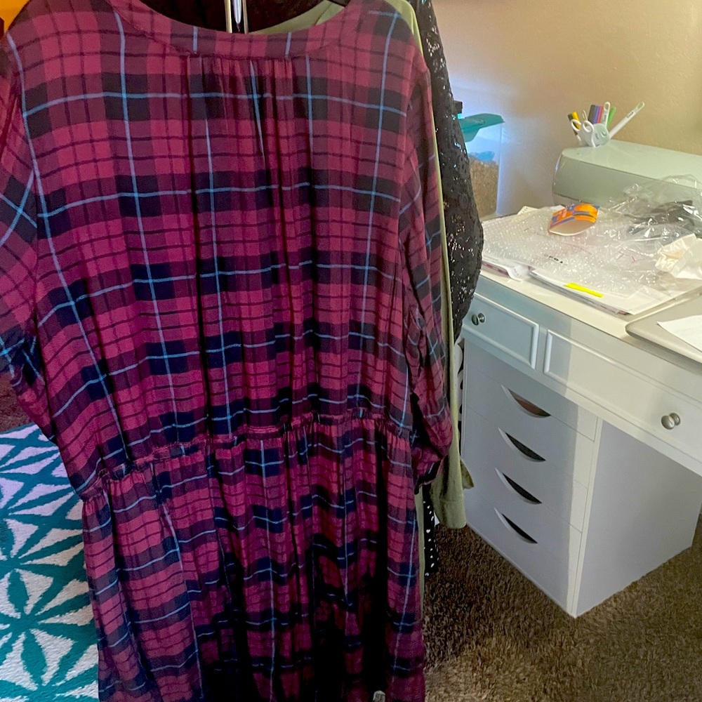 Burgundy plaid t-shirt dress Lane Bryant size 24.